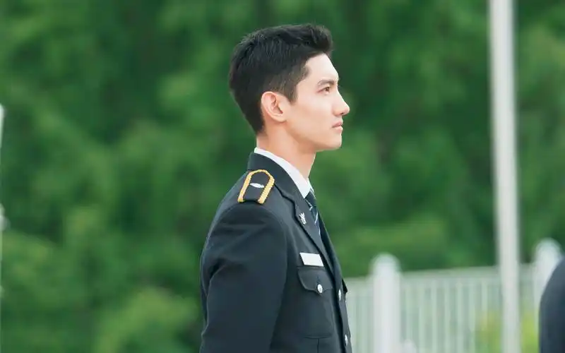 东方神起沈昌珉170523沈昌珉警察医院表演fancam