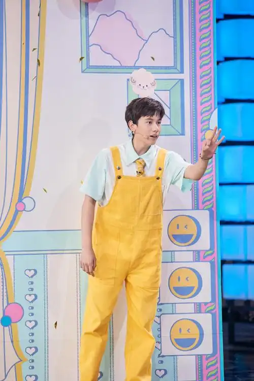 胡先煦快乐大本营##胡先煦模仿刘星家有儿女名场面