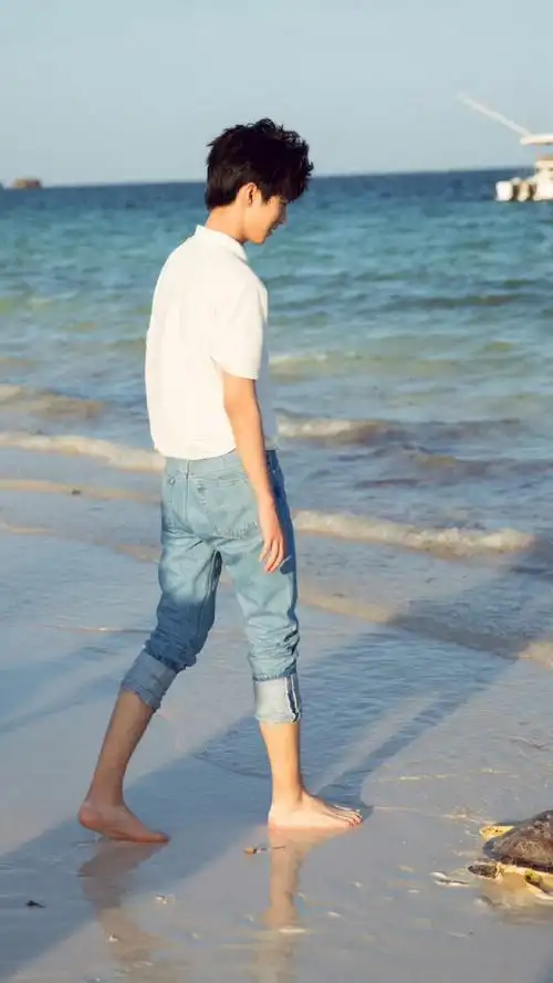 王俊凯说发微博更像发朋友圈