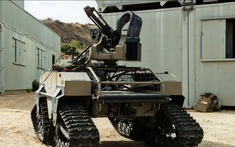 未来战争美军军事实验室战斗机器人