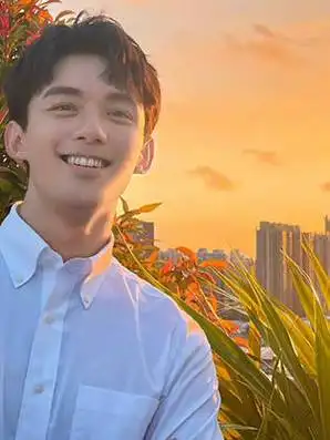 吴磊落日余晖随拍