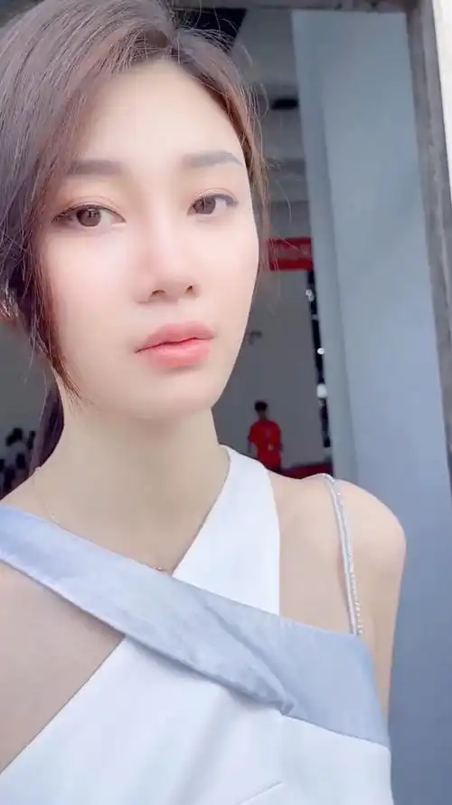 请问下女朋友和老婆,有什么区别?