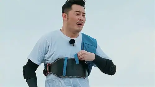 《奔跑吧第五季》精彩片段,沙溢取代陈赫成笑点担当,成最惨成员