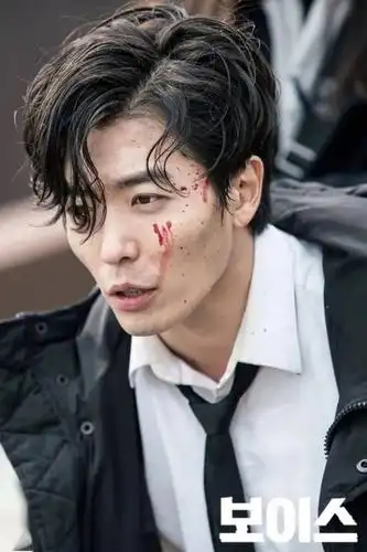 韩国最迷人反派男星