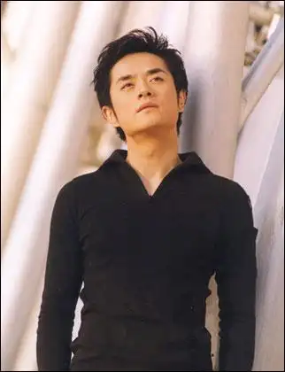 90年代内地二线男歌手现状:大孝子李琛被骗400万,王子鸣成富豪