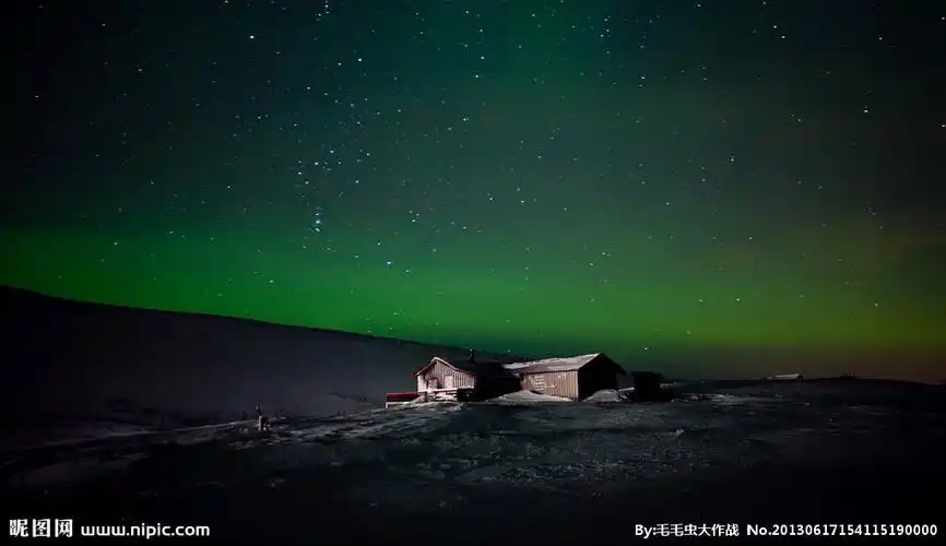 jpg颜色:rgb5共享分举报收藏立即下载×关 键 词:星空 房屋 绿色天空