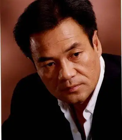 以实力说话 悉数内地新老黄金男演员