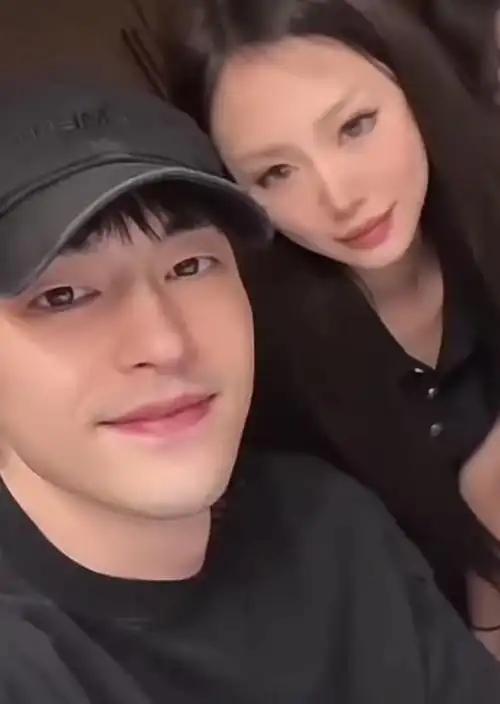 邓伦疑有新恋情,与美女约会举止亲密,女生频频撒娇像热恋情侣|金晨