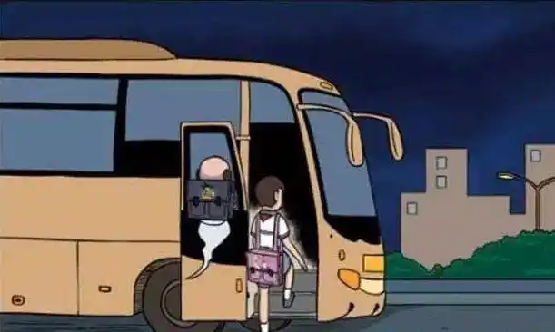 民间故事怪老头抢了女孩的手机逃下车却因此救了她一命