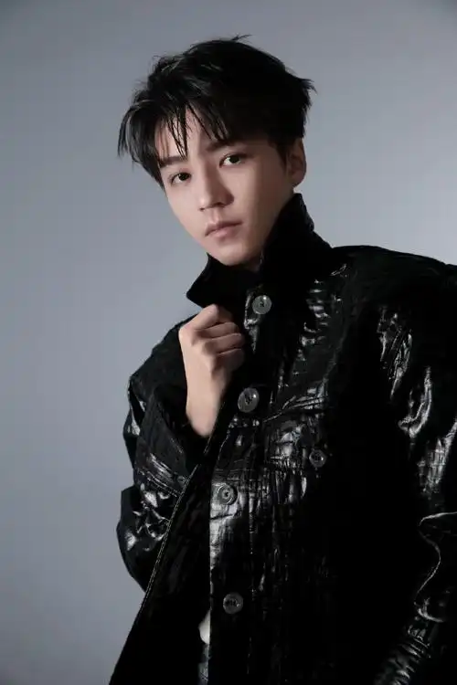 王俊凯23岁生日写真照##王俊凯0921生日快乐