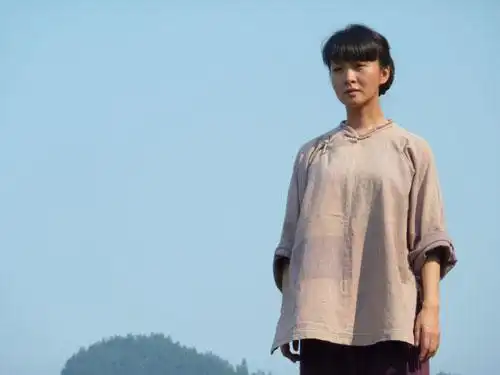 谢兰演绎现代神仙眷侣爱情天梯催泪上映