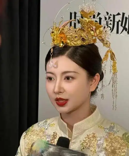 在《甄嬛传》这部剧中,孙俪扮演的角色成为了宫斗剧中不可或缺的女