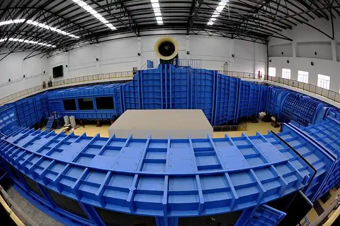 海洋工程国家重点实验室的风洞试验设备一瞥(3月12日摄).