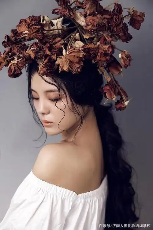 美图欣赏,精致妆面造型,济南化妆学校化妆分享!