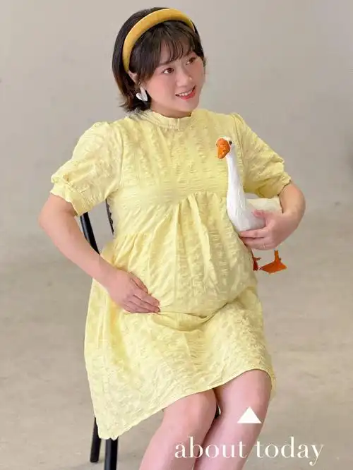 灵感来自于谭松韵抱鹅造型没想到自己很合适这个复古风妆容也元气满满