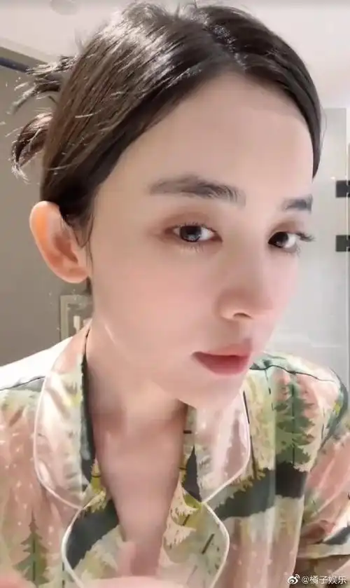 娜扎素颜护肤视频