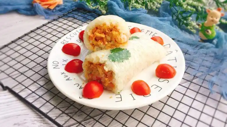 中式手抓糯米饭团