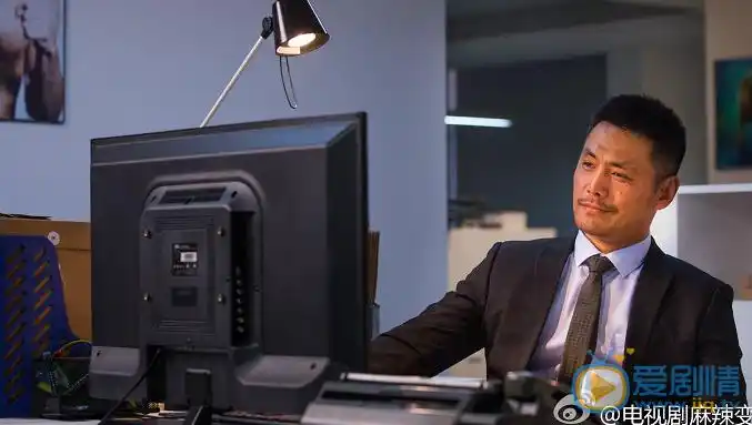 麻辣变形计关小迪和熊阔海是什么关系?