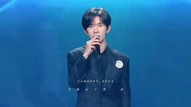 易烊千玺演过少年屈原##易烊千玺 米兰时装周##emporio armani全球