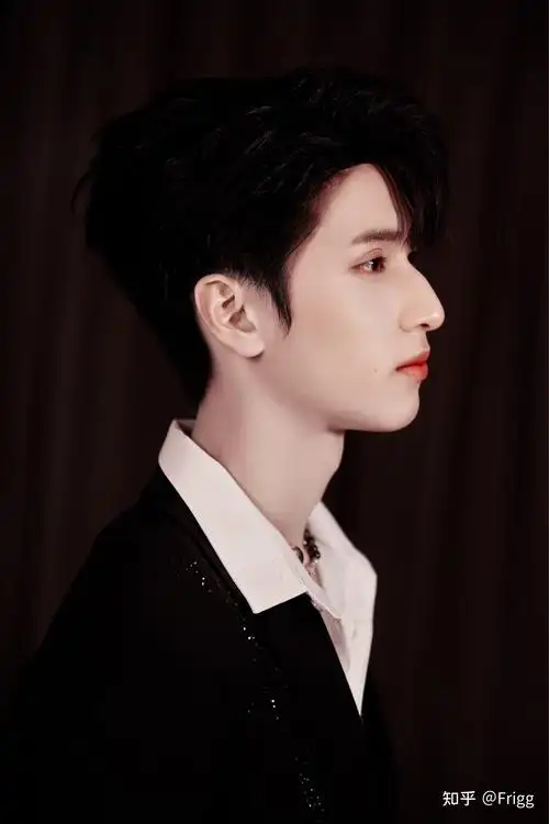 严浩翔有哪些出圈神图