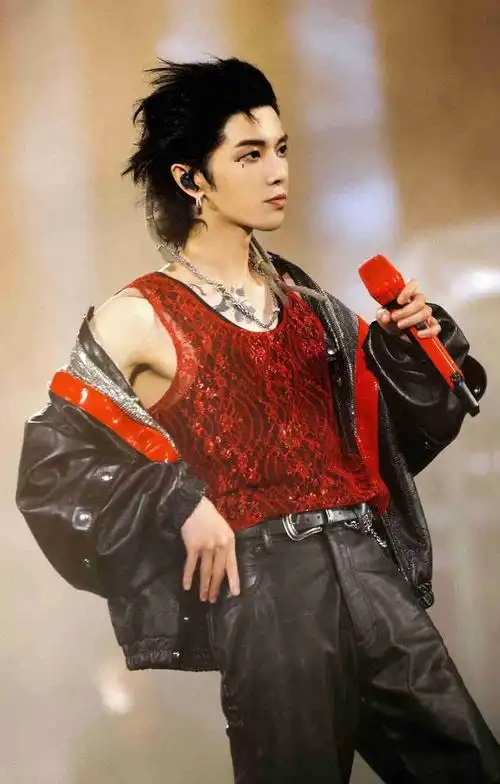 5月27-28日,2023华晨宇火星演唱会·武汉站双场圆满落下帷幕.