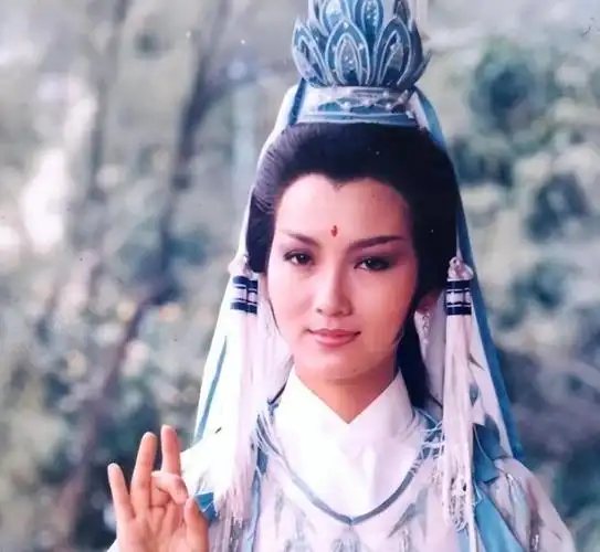 观音不是谁都能演,有人成白月光,有人成笑话,还有人雷倒观众