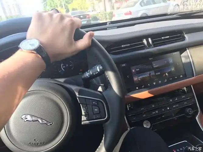 0奢华运天到天津立马过来开车回家洗干净~~~另外这个825w英宝也够垃圾