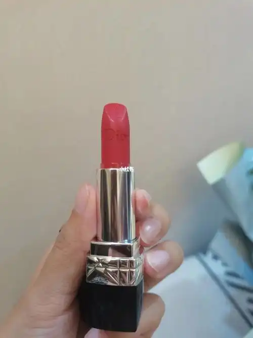 在小镇丝芙兰入手的一支#迪奥口红  ,颜色正,不拔干