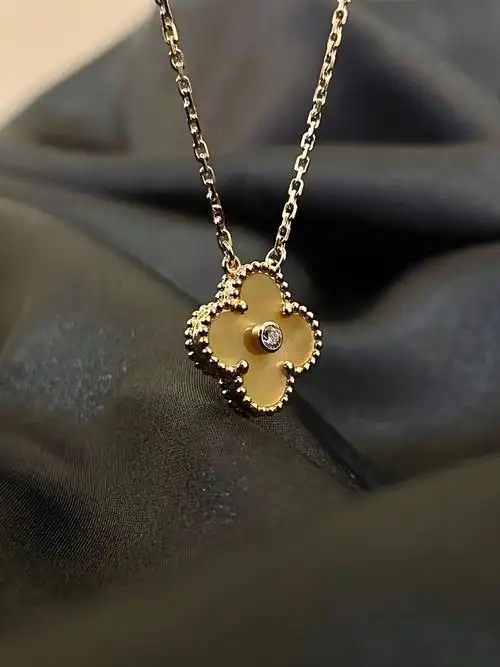 梵克雅宝四叶草项链