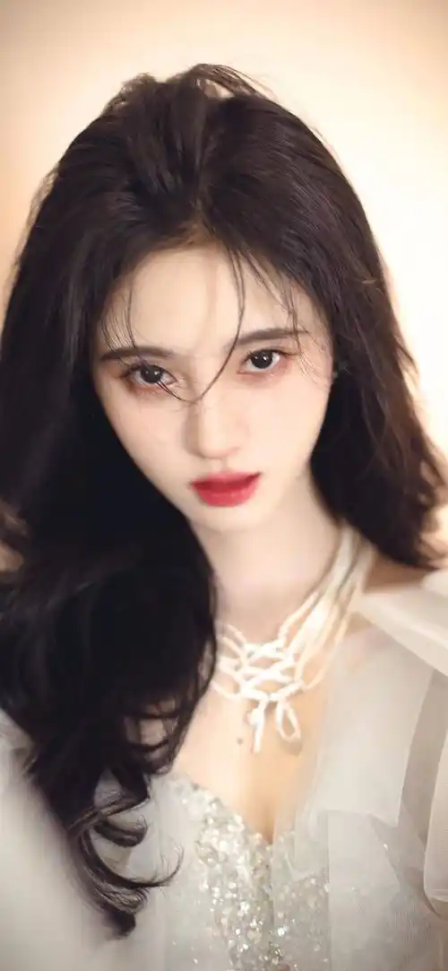 鞠婧祎时尚优雅礼服系列合集_气质_白色_造型