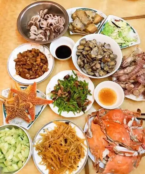 张继科下厨做大餐评论区沸腾了网友上得了赛场下得了厨房