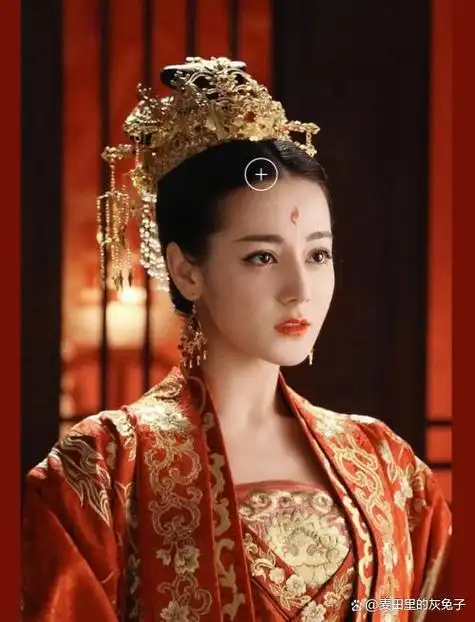 盘点10位女明星惊鸿一瞥的红衣造型,谁的亮相惊艳了你的时光