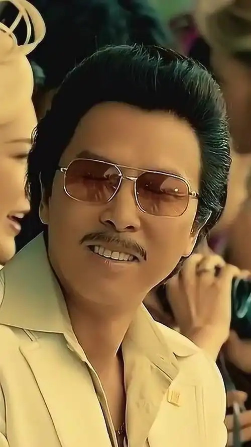 甄子丹的霸气小胡子,少了点帅气,多了点霸气!