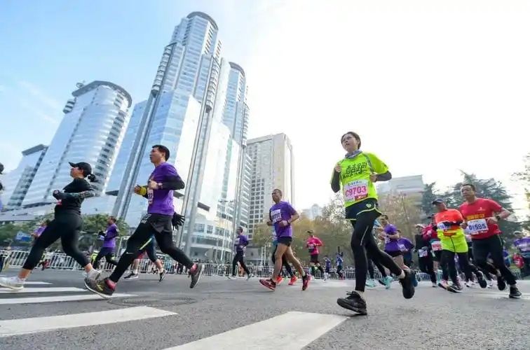 2020南马选手们在比赛中.南报融媒体记者段仁虎摄