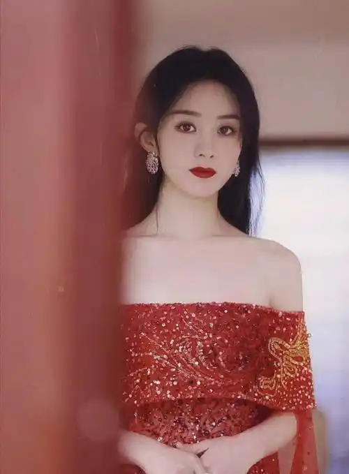 颖宝气质礼服集合了喽! 气质女神,人美歌甜_赵丽颖_五官_爱慕