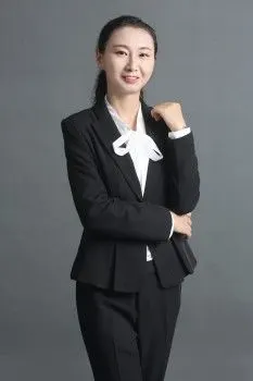 资讯 观点  名师简介:于菲,本硕就读于北京大学,曾在一线从事化学科研