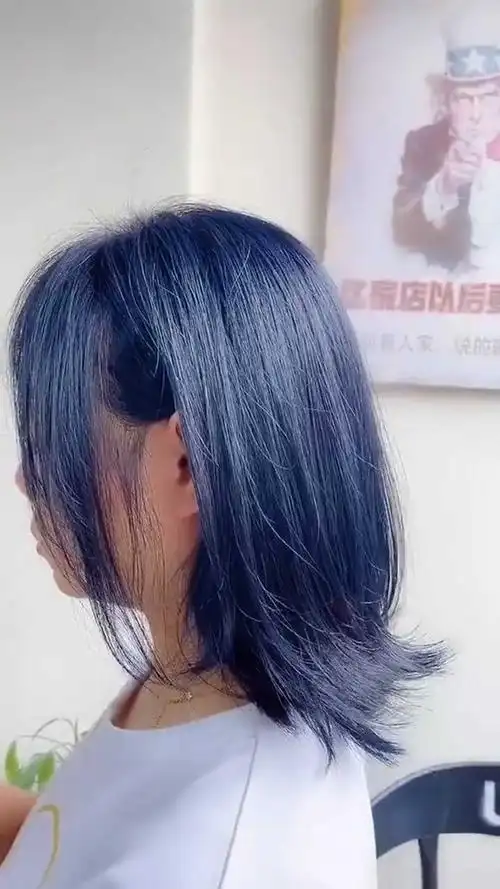减龄发型推荐,黑蓝色,适合所有肤色,一步到位