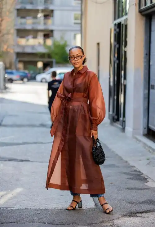 哥本哈根 2021 春夏时装周 一起去童话王国看看北欧女孩都是怎么穿搭