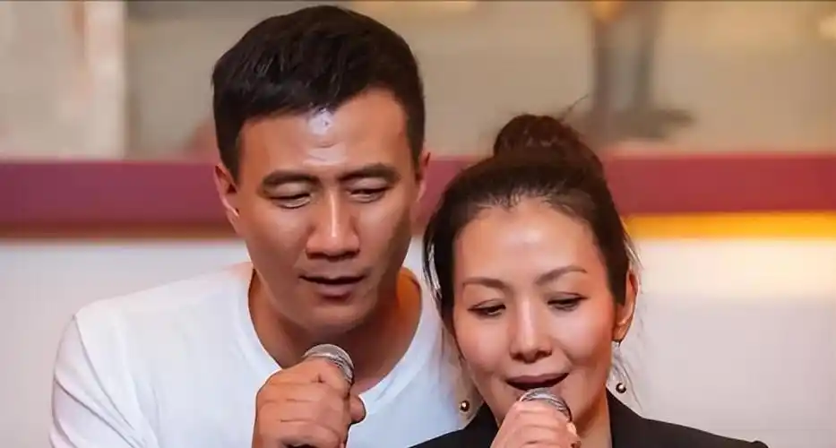 嫁给胡军23年靠啤酒定情婚后生活红红火火卢芳才是嫁对了人