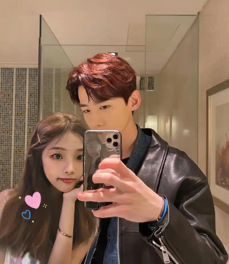 浅发一下和男朋友的合照吧～#白敬亭 #白敬亭白敬亭 #白敬亭 - 抖音