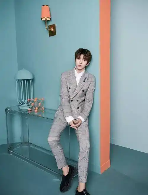 蔡徐坤是c位队长,但是在这件事上他却比不过陈立农范丞丞了?