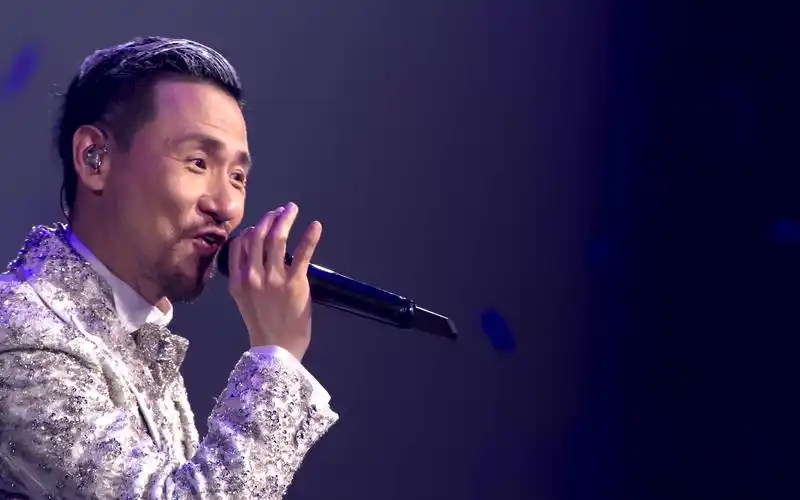 张学友经典世界巡回演唱会《爱是永恒》live_哔哩哔哩_bilibili