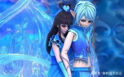 我只知道那个冰王子不止一次和女主王默有暧昧动作,也不停夸奖王默的