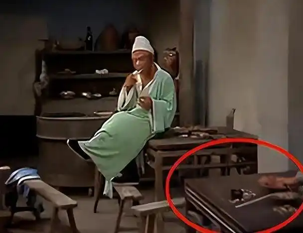 瑕不掩瑜西游记哭笑不得的穿帮镜头最后一张你肯定想不到