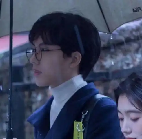 该换情头了,老师和家长都看不出来的情侣头像,赶紧保存