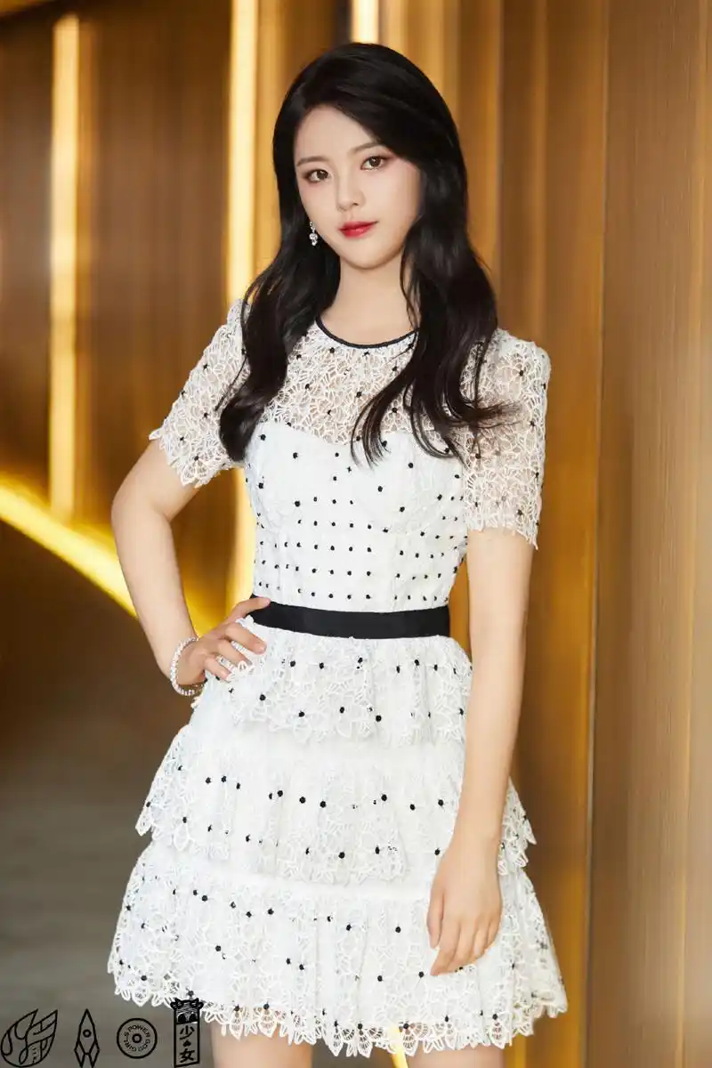 火箭少女101女团灵动优雅写真图片311