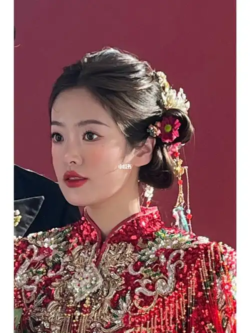 秀禾服造型妆容减龄|中式嫁衣