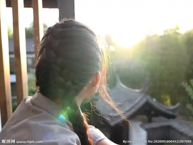 rgb100共享分举报收藏立即下载关 键 词:爱情 等待 幻想 期待 唯美 清