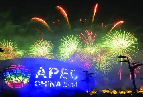 无硫发射绿色环保 浏阳烟花保障apec蓝