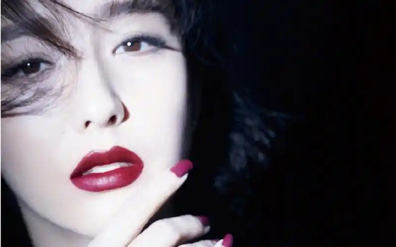 佟丽娅性感魅惑写真图片桌面壁纸